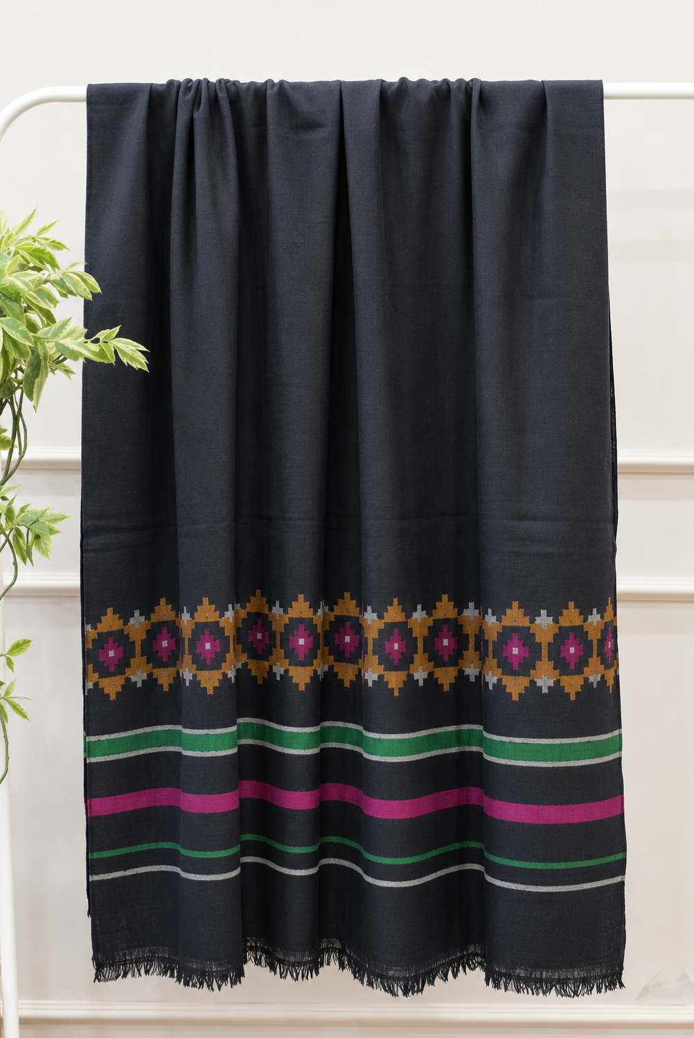 Rangrez — Finest Wool Shawl
